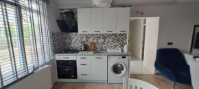 Eligible Furnished Flat 50 meters to The Beach